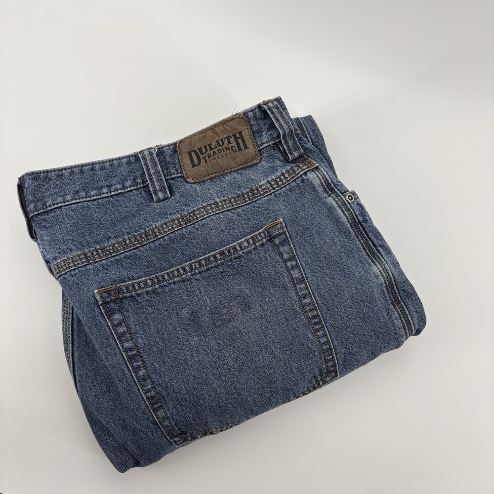 Duluth Trading Co.5 Pocket Mens Medium Wash Jeans Size 40x30 *39/40 Measurement